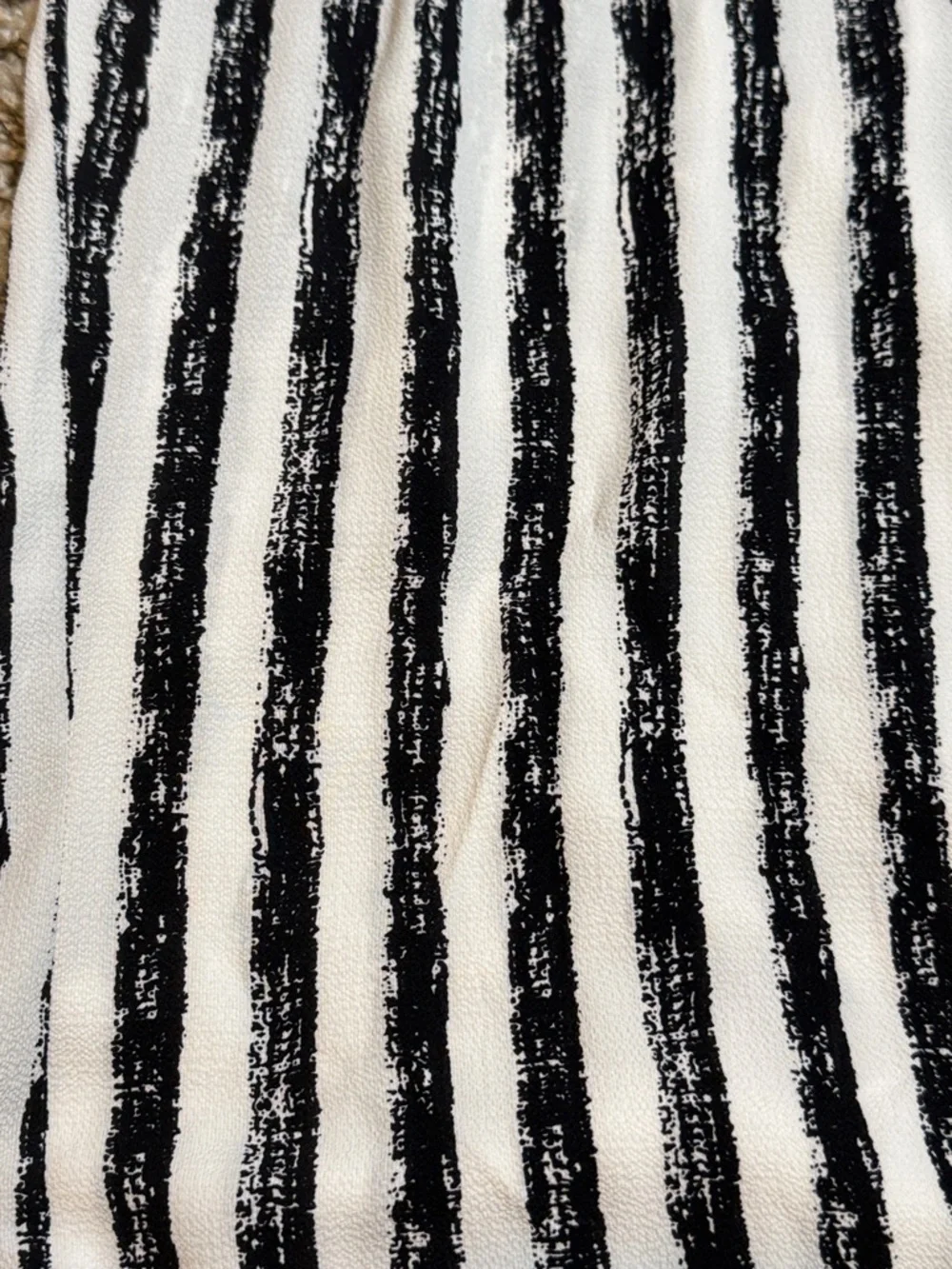 NWT Yea Black & White Striped Wide-Leg Cropped Pants size S/M - Picture 3 of 12